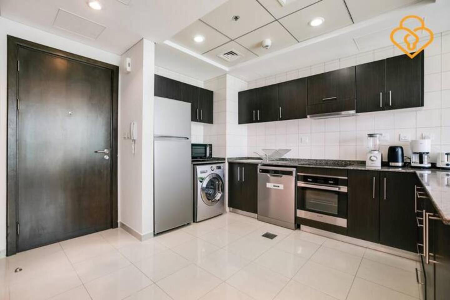 Luxurious 1 Bedroom Apartment In The Dubai Marina! Екстериор снимка